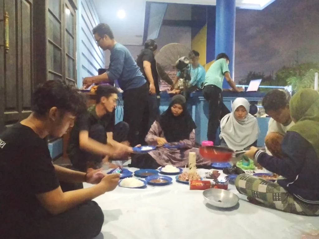 IPM Surabaya Bakar-Bakar Daging Kurban Jelang Fortasi