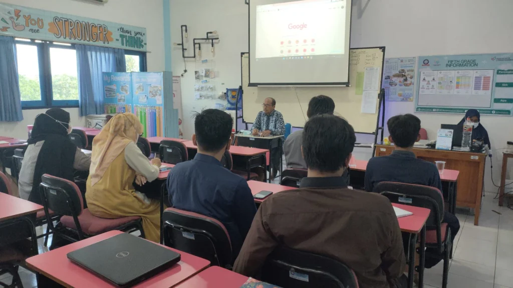 Guru dan Karyawan Baru SDMM Mendapat Penguatan Al-Islam