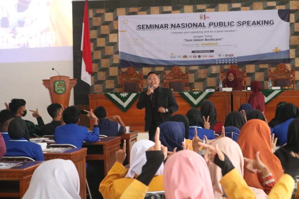 Pentingnya Bahasa Tubuh dalam Komunikasi Efektif