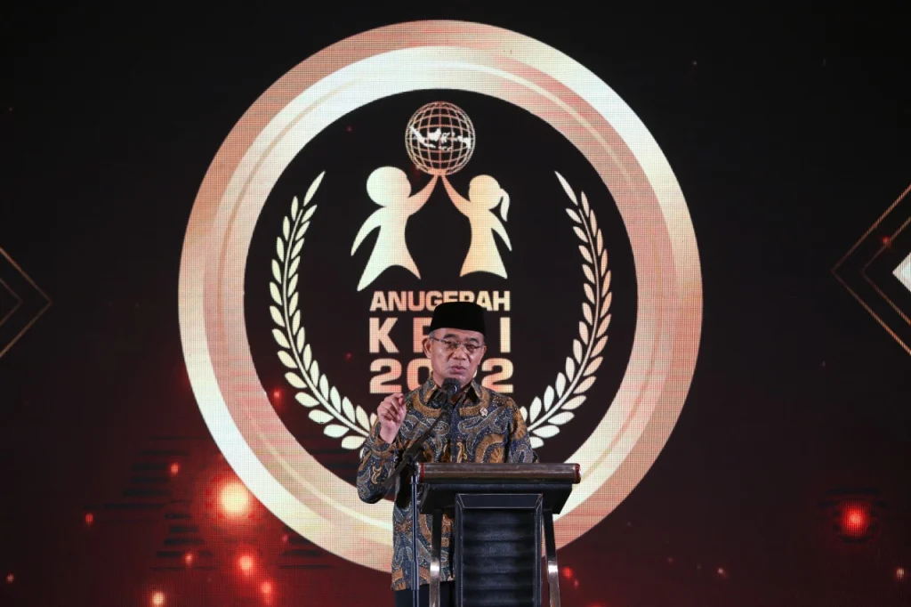 Menko PMK Minta KPAI Bedakan Tegas dan Keras di Lingkungan Pendidikan