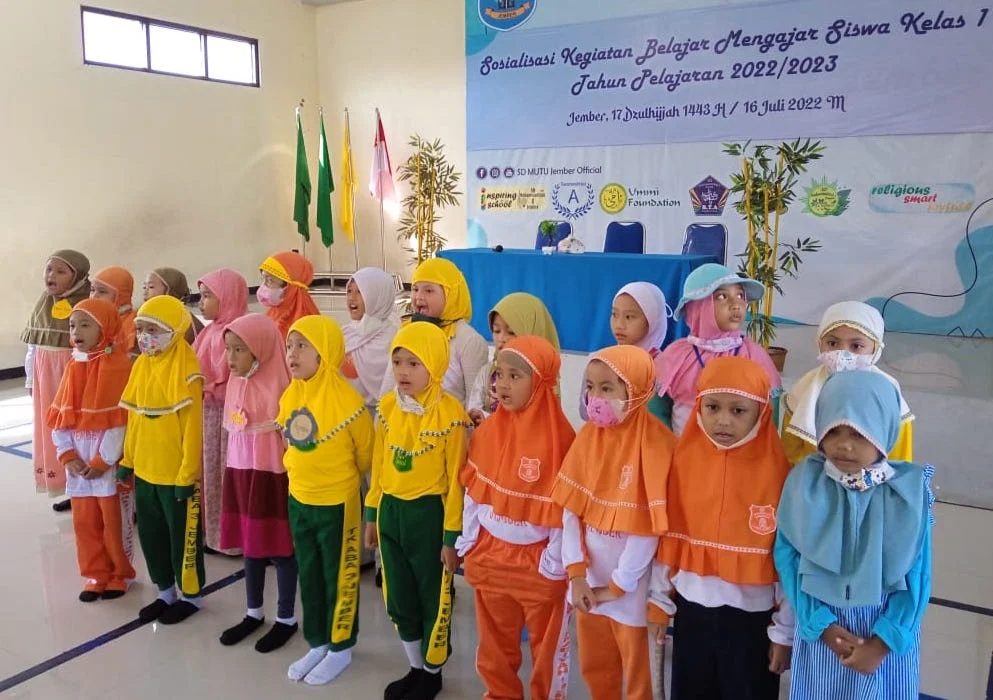 Siswa Kelas I SD Mudisa Ekspresikan Diri Menutup MPLS