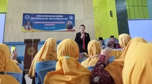 Tak Hanya Murid Guru pun Harus Punya Rapor