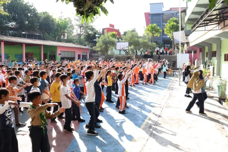 SD Mudisa Menggelar Senam ala Jember Wes Wayahe