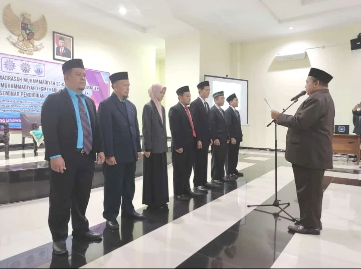 7 Kepala Sekolah dan Madrasah Muhammadiyah Trenggalek Dilantik