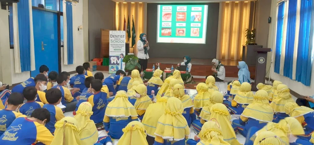 Dentist Goes to SDMM