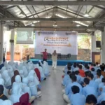 Cak dan Yuk Gresik Ajak Siswa Baru Spemdalas Bijak Bermedsos