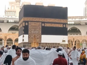 Air Mata Bercucuran saat Thawaf Wada