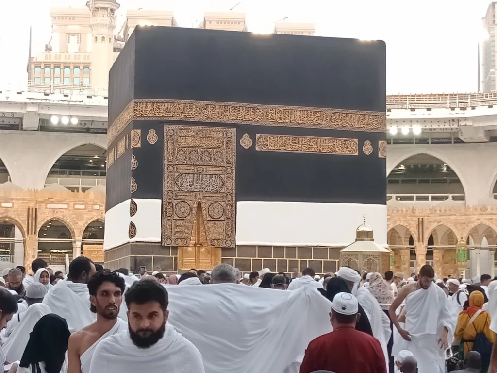 Air Mata Bercucuran saat Thawaf Wada