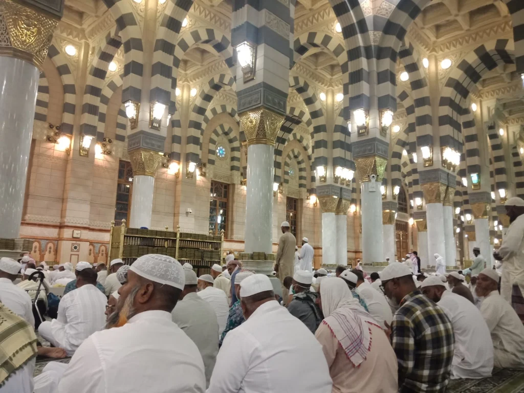 Jumatan di Masjid Nabawi: Mati Bukan Akhir tapi Awal