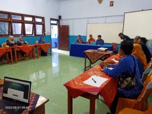 SMPM 2 Ponorogo Undang Dua Kepala Sekolah dari Gresik
