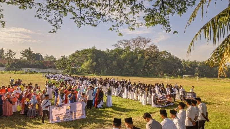 Tiga Sekolah Muhammadiyah Kedungadem Kompak Pawai Taaruf
