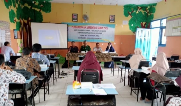 SMPM 8 Benjeng dan SMPM 2 Balongpanggang Bersiap Hadapi Akreditasi