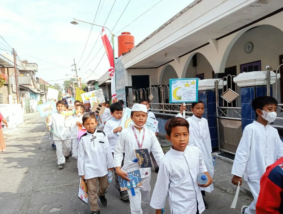 Tahun Baru Hijriah, Sekolah Kreatif Menganti Kenalkan Wisata Lokal