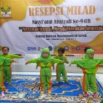 Bikin Gemes! Tingkah Bocah KB Walidah Ini saat Tampil di Panggung