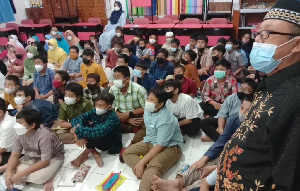 Siswa Kelas VI SDMM Mulai Bimbingan Belajar dan Qiyamullail