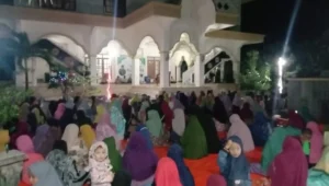 Tabligh Akbar di Bawean Bahas Kunci Selamat Dunia Akhirat