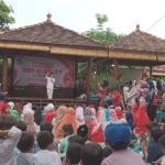 Di Bawah Pohon Pule Siswa SD Almadany Rayakan Kemerdekaan