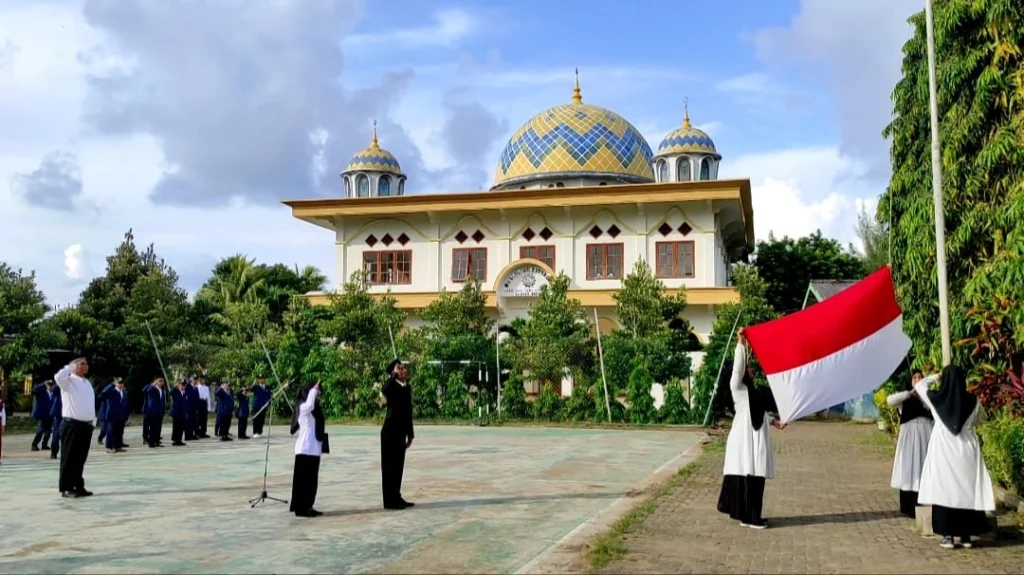 Balas Perjuangan para Pahlawan dengan Hal-Hal Positif