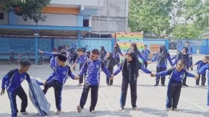 Agustusan, Mimsix Sekapuk Menggelar Lomba Online dan Offline