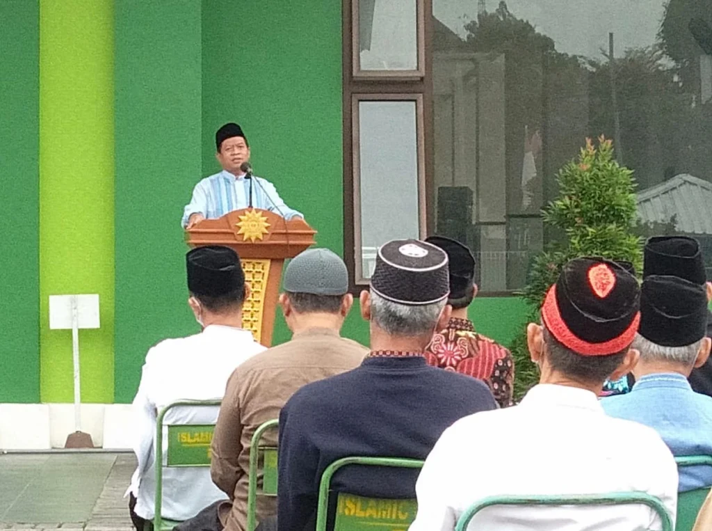 Adab Pembawa dan Penerima Berita Menurut Al-Quran