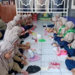 Lomba Menghias Makanan serba Merah Putih di Mimdaka