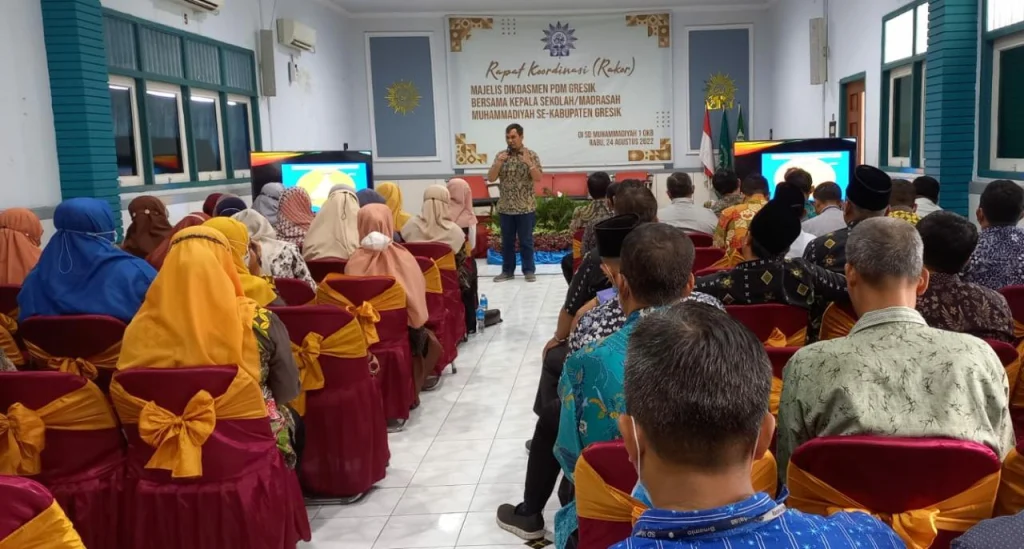 365 Hari Edumarketing, Wujudkan Sekolah Idola Masyarakat