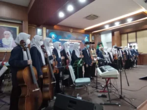 Tampil Menghipnotis, Ada Tiga Difabel Penghafal Al-Quran di Orkestra SMAMX Surabaya