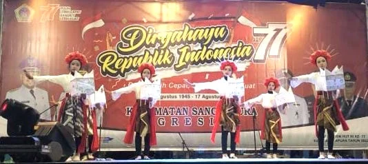 Memukau, Tari Damar Kurung Binaan Mahasiswa UMG di Bawean