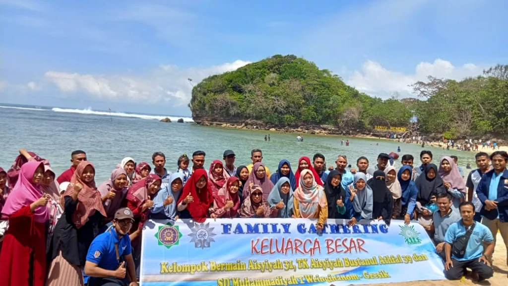 Bersinergi PPDB melalui Family Gathering