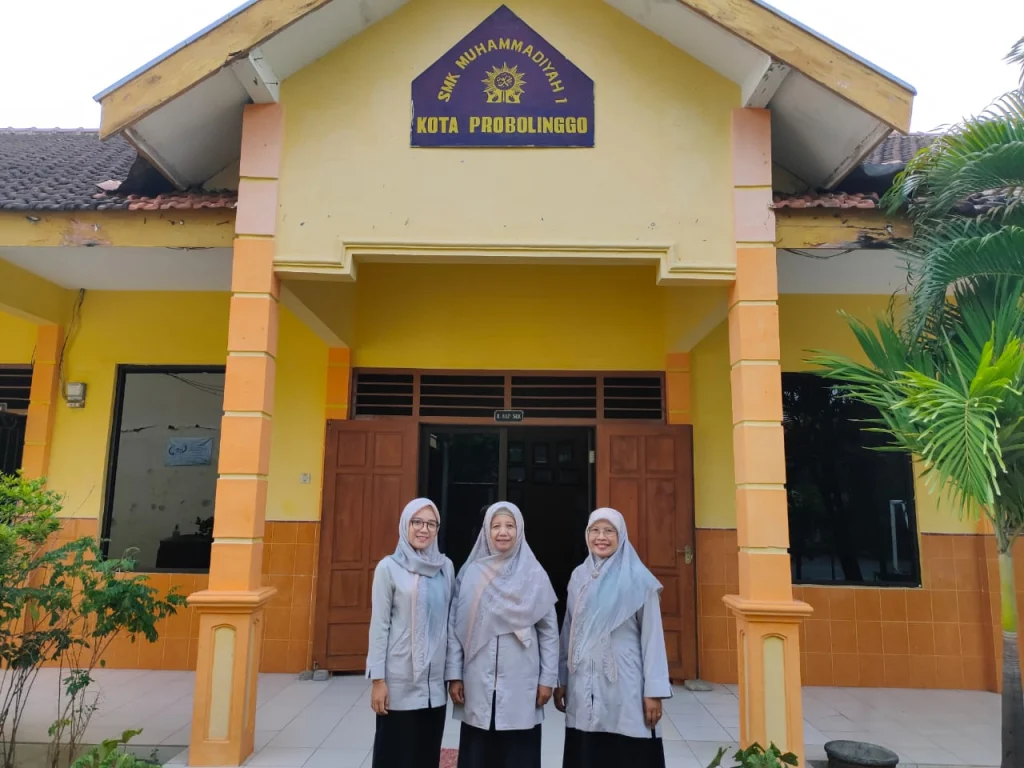 Dua Guru SMK Muhipro Tak Menyangka Memenangi Penghargaan Menulis