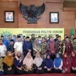 Warga Trenggalek Rapatkan Barisan Menolak Pertambangan