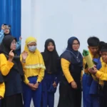 Spemdalas Mengajak Siswa Sekolah Kreatif Menganti Meluncurkan Roket