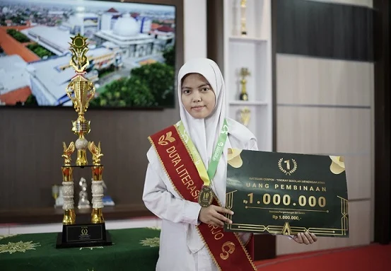 Angkat Skizofrenia, Cerpen Siswa Smamda Sidoarjo ke Tingkat Nasional