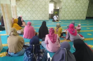 Komite Sekolah Karakter SD Muhammadiyah 24 Surabaya Gelar Kajian Al-Quran 