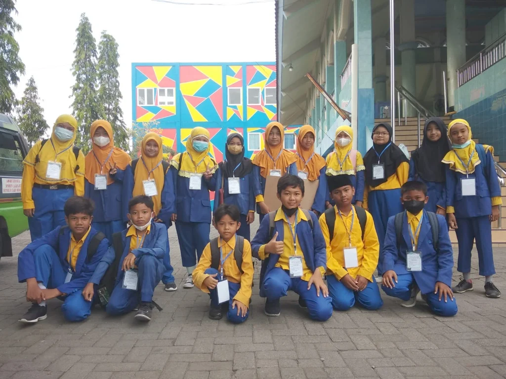 25 Siswa Sekolah Kreatif Menganti Mengikuti Final Kompi 2022