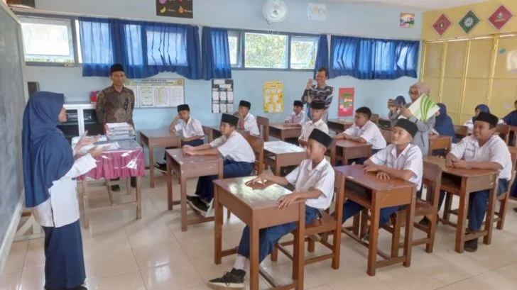 Finalis ME Awards MTsM 9 Wotan Dapat Doa dan Sangu dari Juri LLSMS