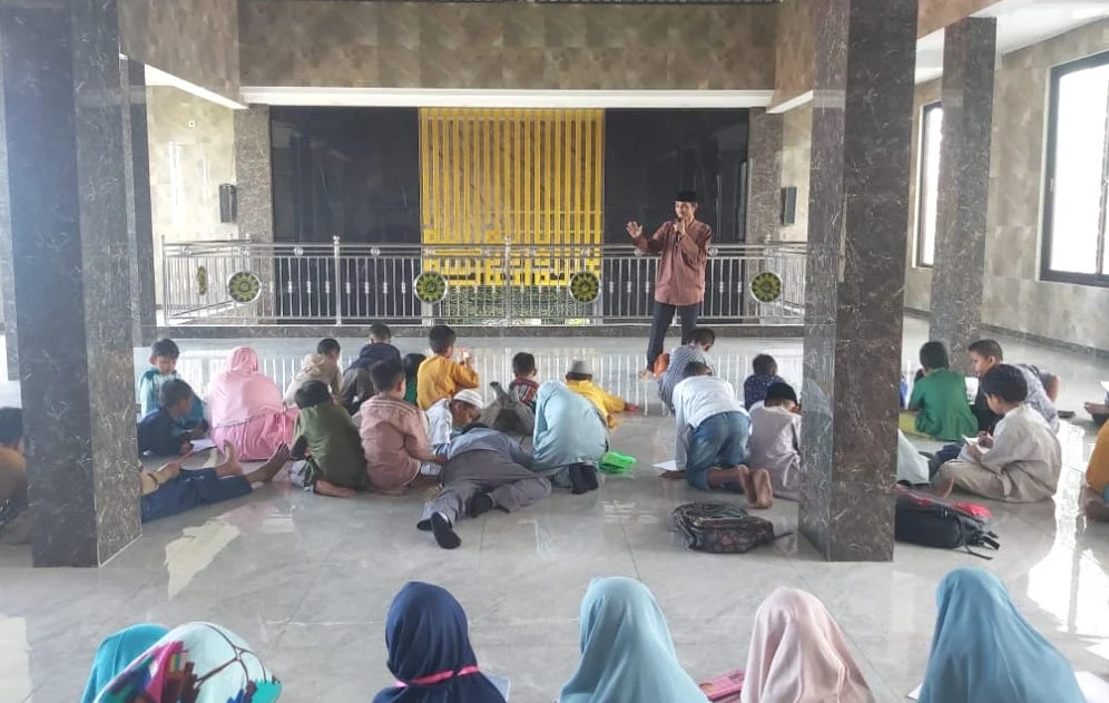 Tafsir Surat Al-Fil dalam Maulid Nabi Muhammad di Mimdaka