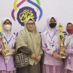 SMP Muda Surabaya Rebut Kembali Juara Umum ME Awards