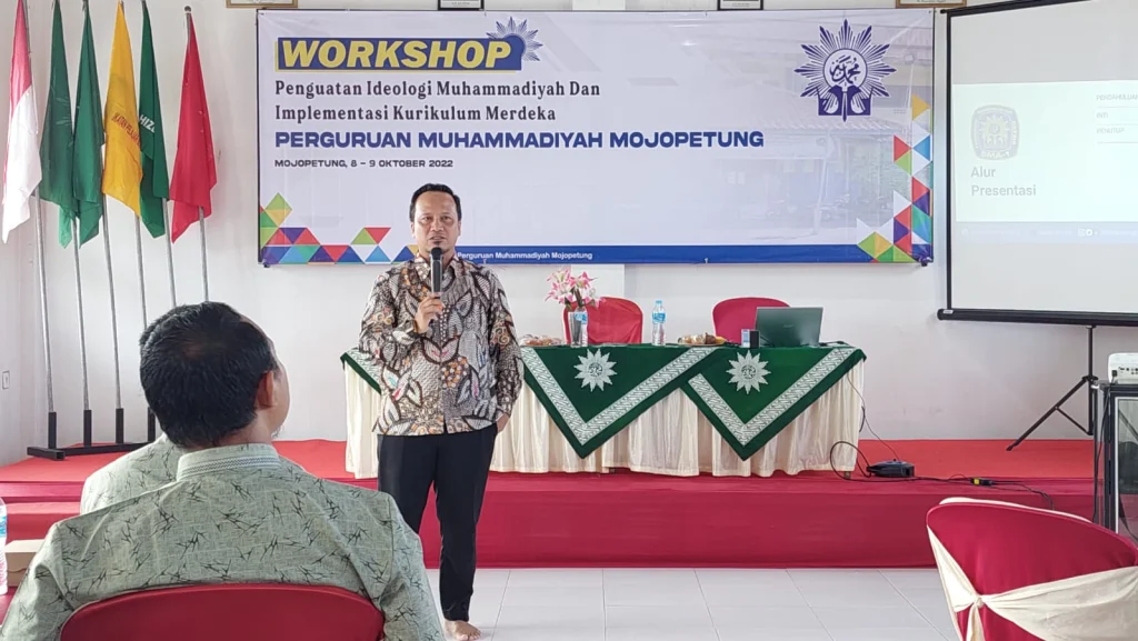Workshop Majelis Dikdasmen PCM Dukun Hadirkan Dua Narasumber
