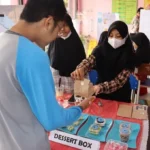 Gedhang Anti Gamon, Olahan Lumpia Pisang di Market Day SMP Miosi