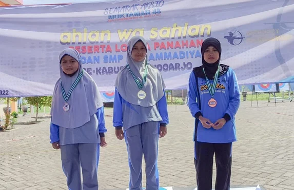 Dua Srikandi Pemanah SMP Miosi Raih Prestasi Bergengsi