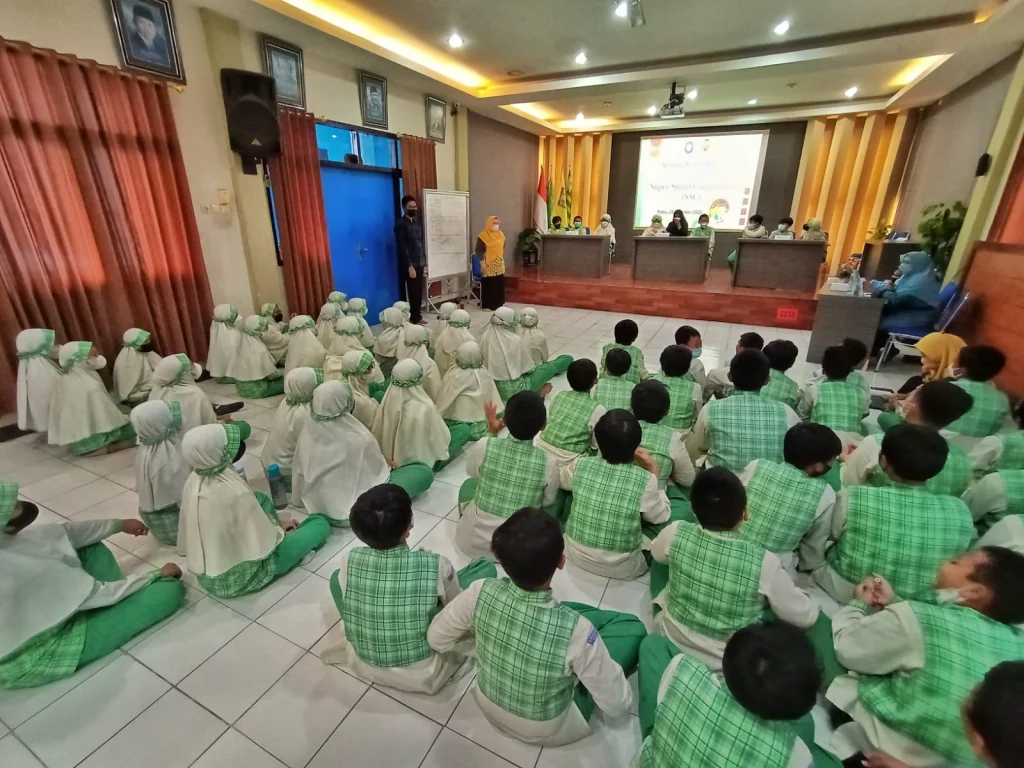 Super Smart Competition Bikin Tegang Perayaan Sumpah Pemuda di SDMM