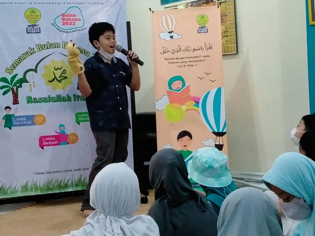 Bulan Bahasa, Sekolah Kreatif Ini Mengajak Siswa Lebih Dekat dengan Rasulullah