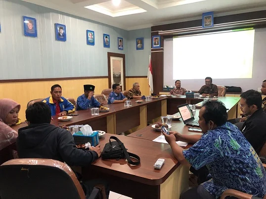 Belajar Memimpin dan Dipimpin, Filosofi Jalan Sehat