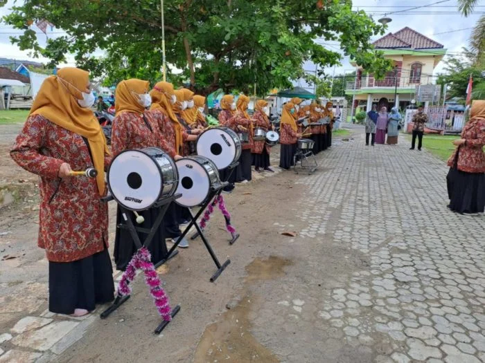 Drumben Ikwam SD Mutu Bawean Rekor Baru LLSMS 2022