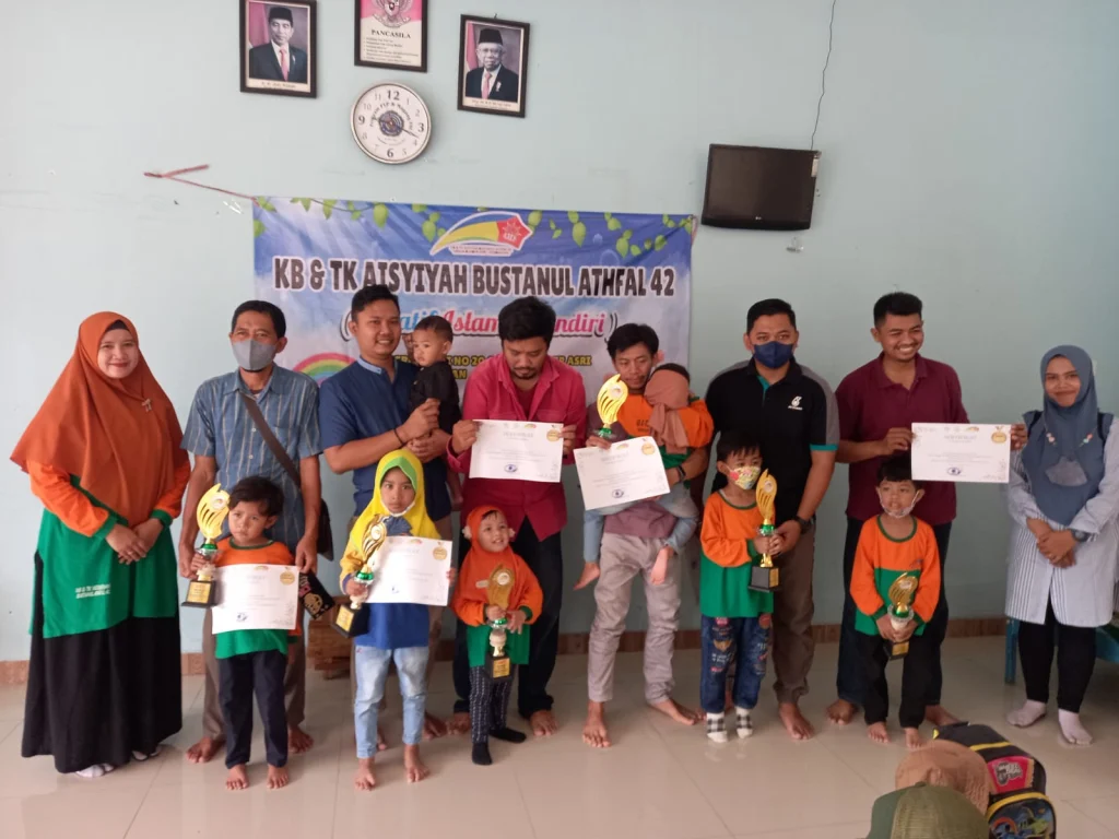 Asyik, Lomba Mewarnai bersama Ayah di KB dan TK Aisyiyah 42 GBA Gresik