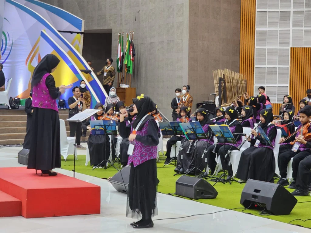 Orchestra SD Mumtaz Tampil Memukau Menutup Muktamar