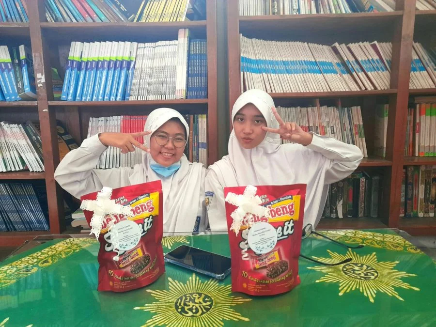 Aktif ke Perpustakaan, Dua Siswa Smamita Ini Dapat Penghargaan