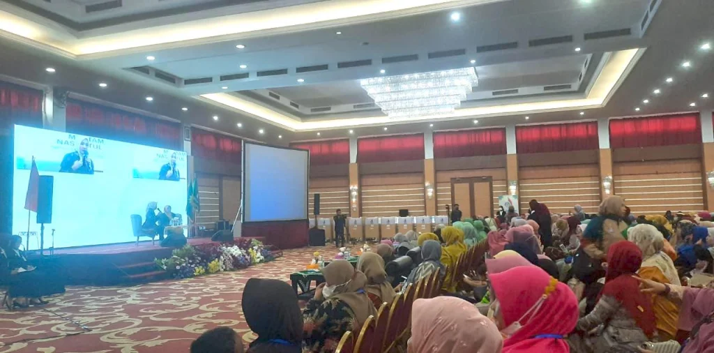 Bila Sesama Perempuan Tak Saling Mendukung, Begini Pesan Bu Cinta