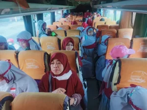 Ex-World SD Musix Sambangi Kampung Inggris